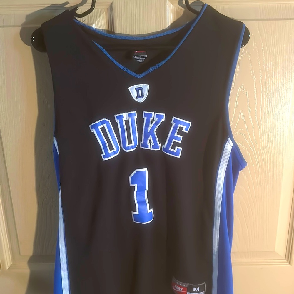 NIKE KYRIE IRVING JERSEY DUKE BLUE DEVILS SIZE MEDIUM